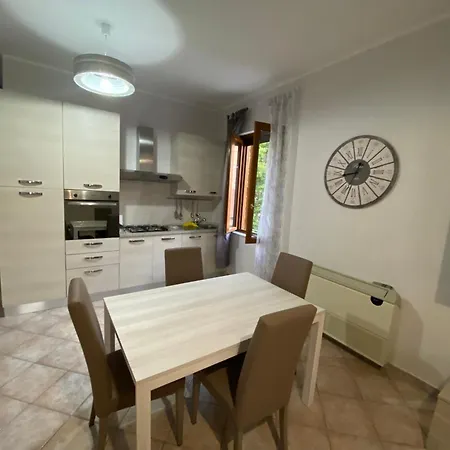 Casa Con Cucina In Giardino E Parcheggio Apartamento *